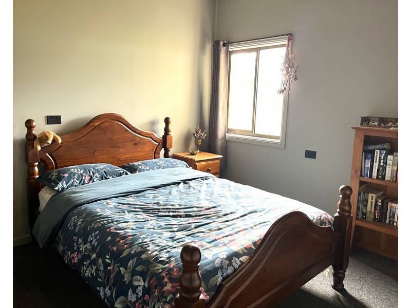 60 BOW STREET, Merriwa NSW 2329