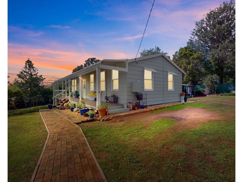 12 LANGLEY STREET, Merriwa NSW 2329