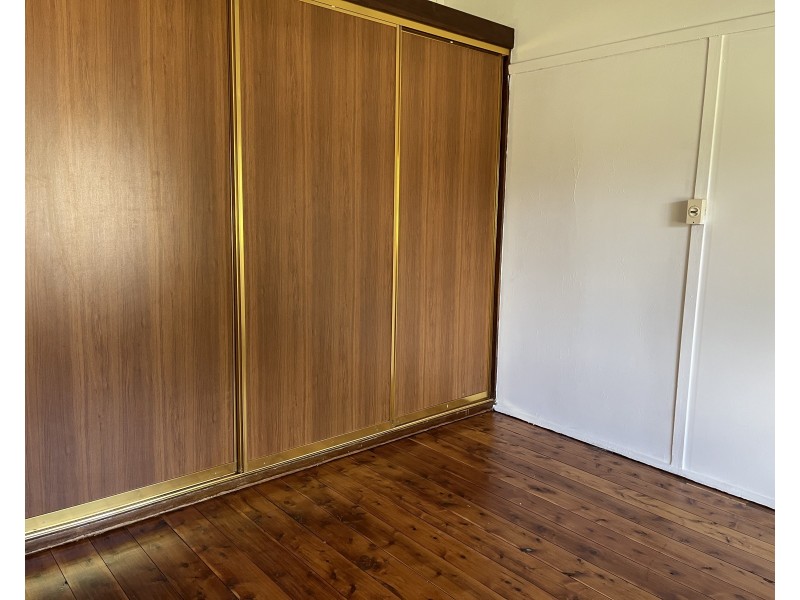 11 DUTTON STREET, Merriwa NSW 2329