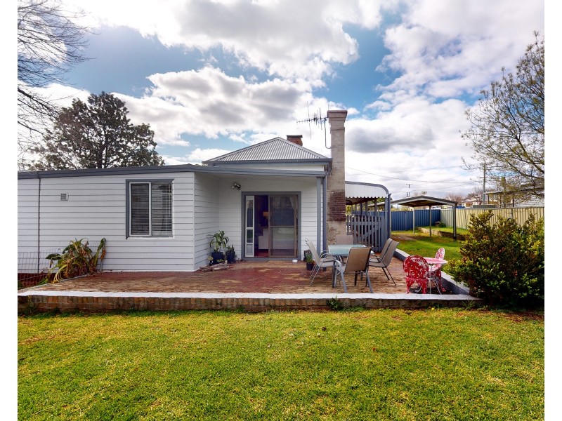 39 MACKENZIE STREET, Merriwa NSW 2329