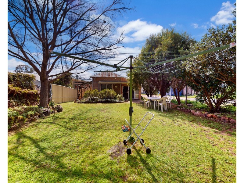155 BETTINGTON STREET, Merriwa NSW 2329