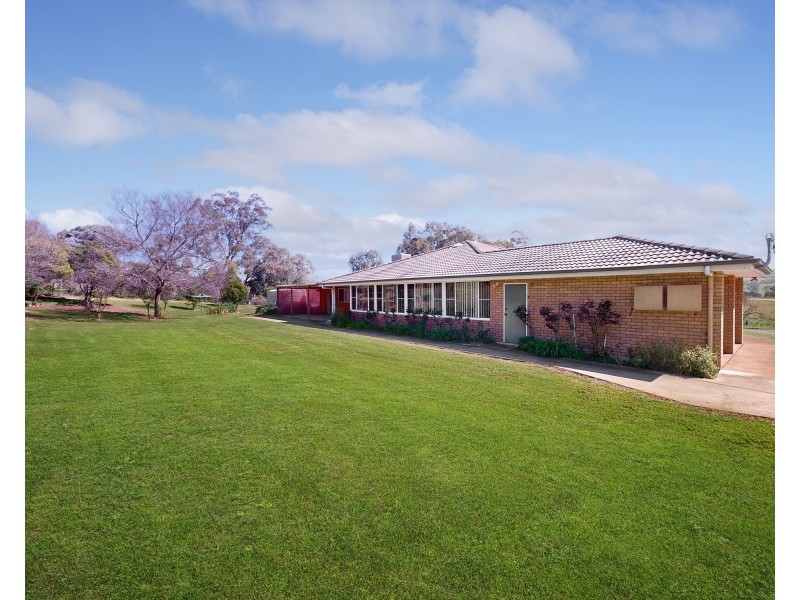19 GOOCH STREET, Merriwa NSW 2329