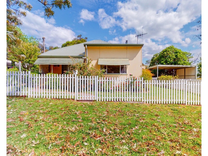 43 MACKENZIE STREET, Merriwa NSW 2329