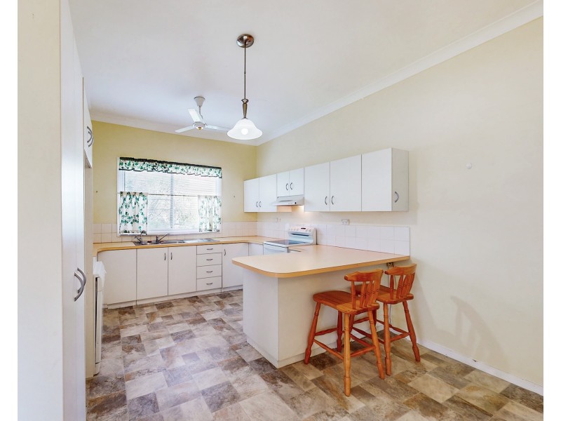 43 MACKENZIE STREET, Merriwa NSW 2329