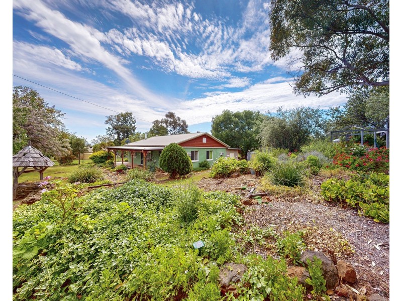 25-27 GOOCH STREET, Merriwa NSW 2329