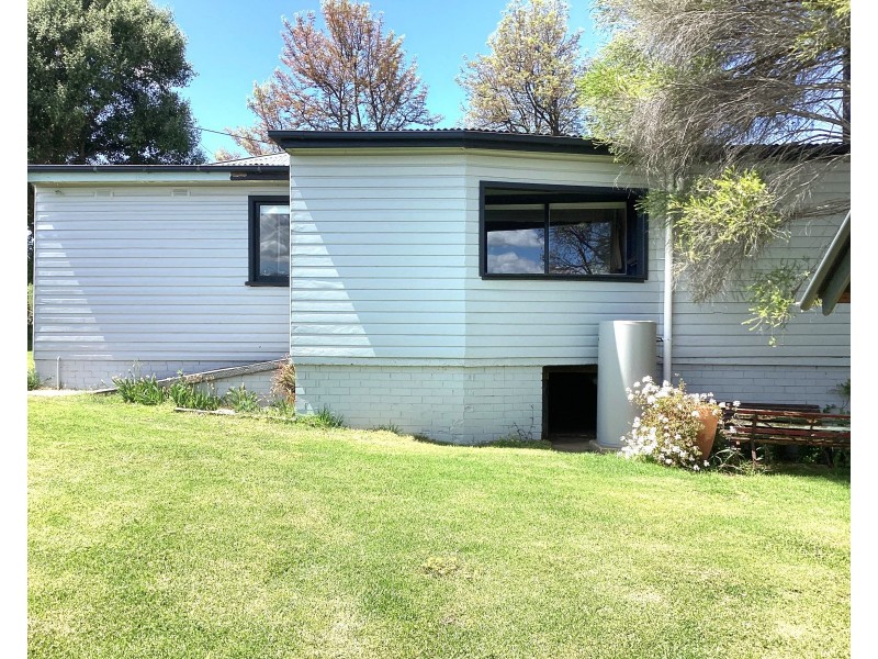 2 Brisbane Street, Merriwa NSW 2329