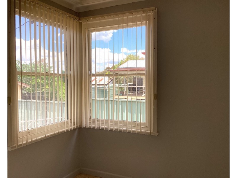 82 MACKENZIE STREET, Merriwa NSW 2329