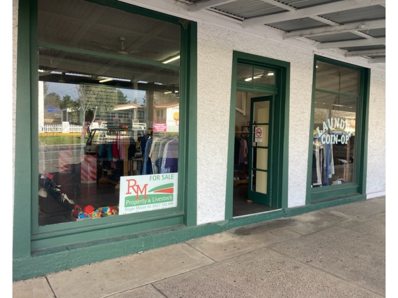 90 BETTINGTON STREET, Merriwa NSW 2329