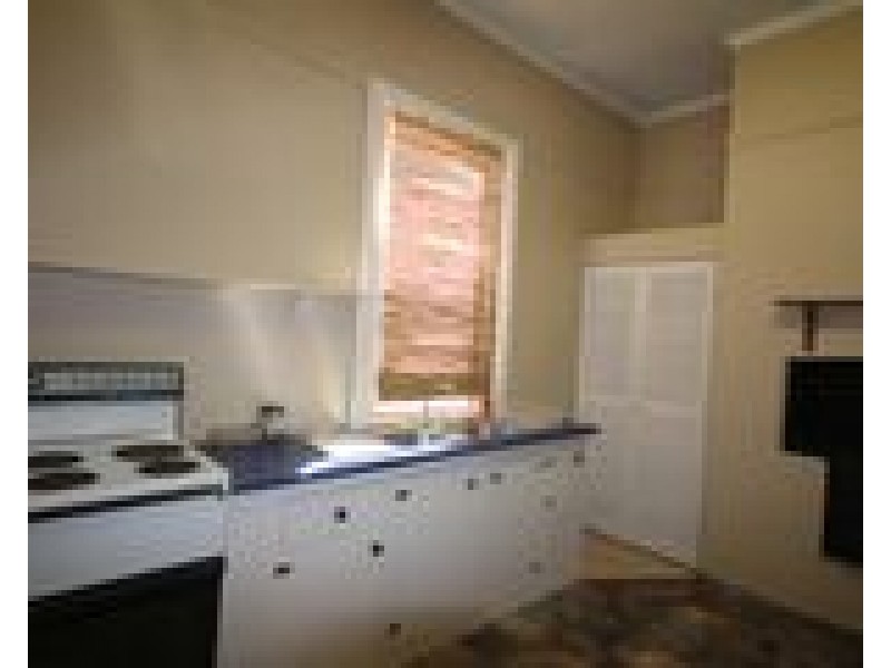 108 BETTINGTON STREET, Merriwa NSW 2329