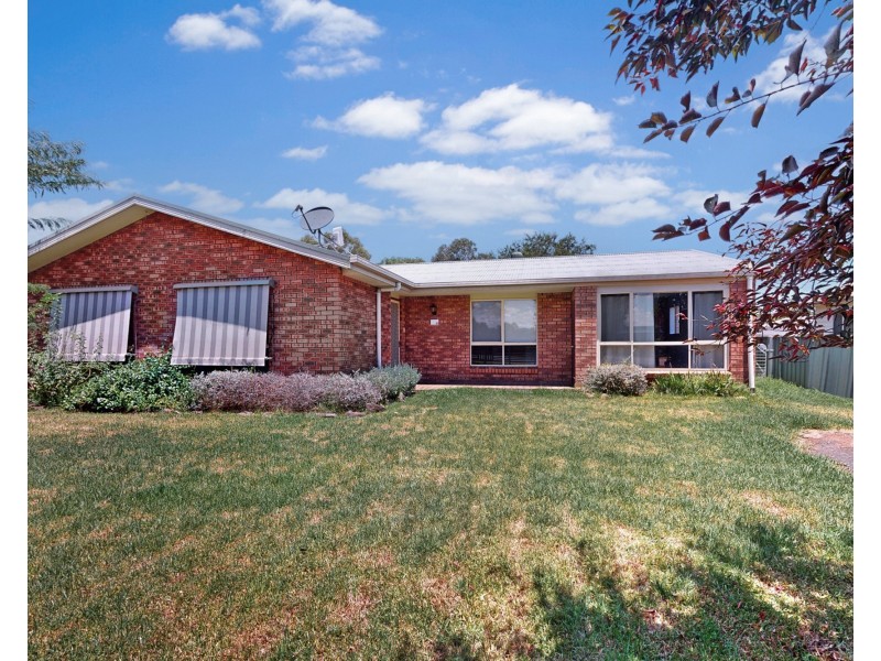 37 BLAXLAND STREET, Merriwa NSW 2329