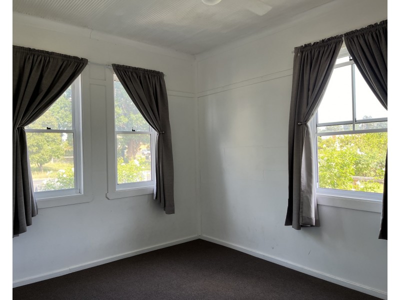 24 Bow Street, Merriwa NSW 2329