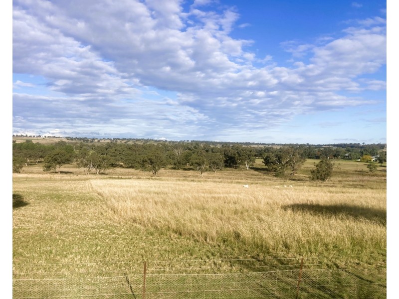 24 OLD SCONE ROAD, Merriwa NSW 2329