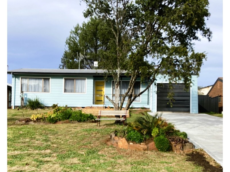 25 WILLIAM STREET, Merriwa NSW 2329