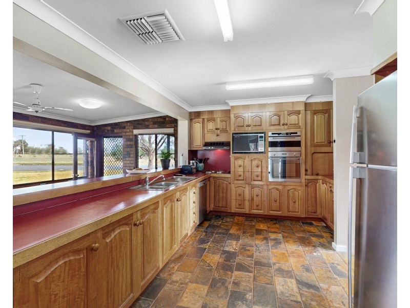 82 BOW STREET, Merriwa NSW 2329