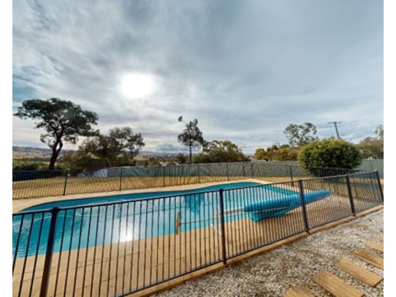 82 BOW STREET, Merriwa NSW 2329