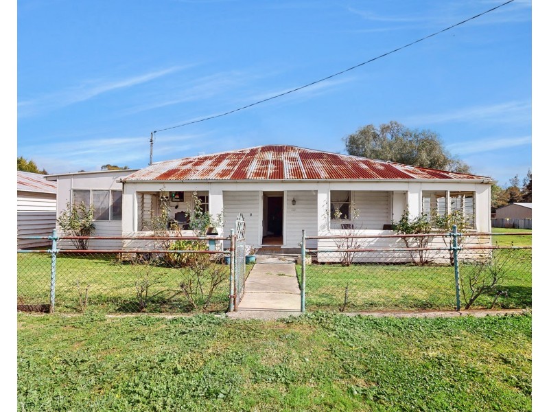 10-12 MARQUET STREET, Merriwa NSW 2329