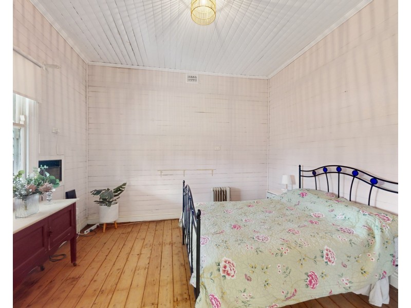 10-12 MARQUET STREET, Merriwa NSW 2329
