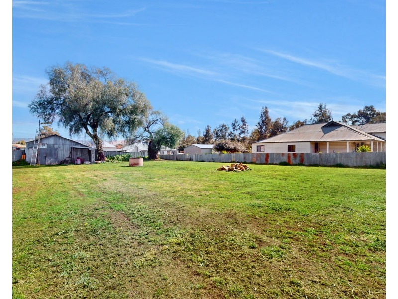 10-12 MARQUET STREET, Merriwa NSW 2329