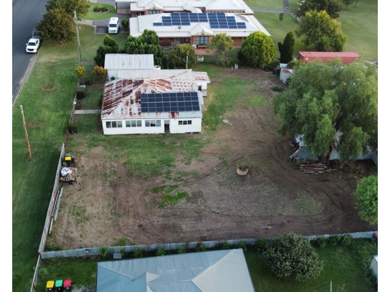 10-12 MARQUET STREET, Merriwa NSW 2329