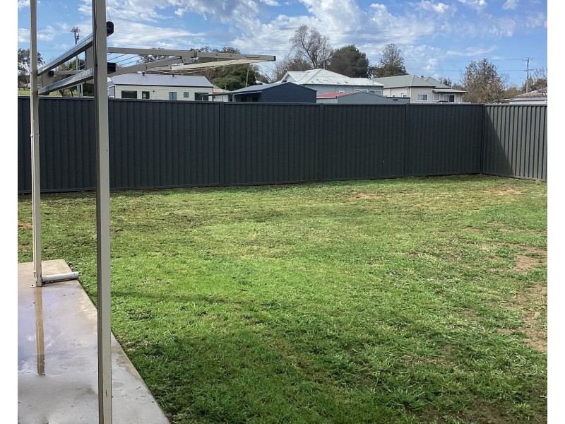 9 MACARTNEY STREET, Merriwa NSW 2329