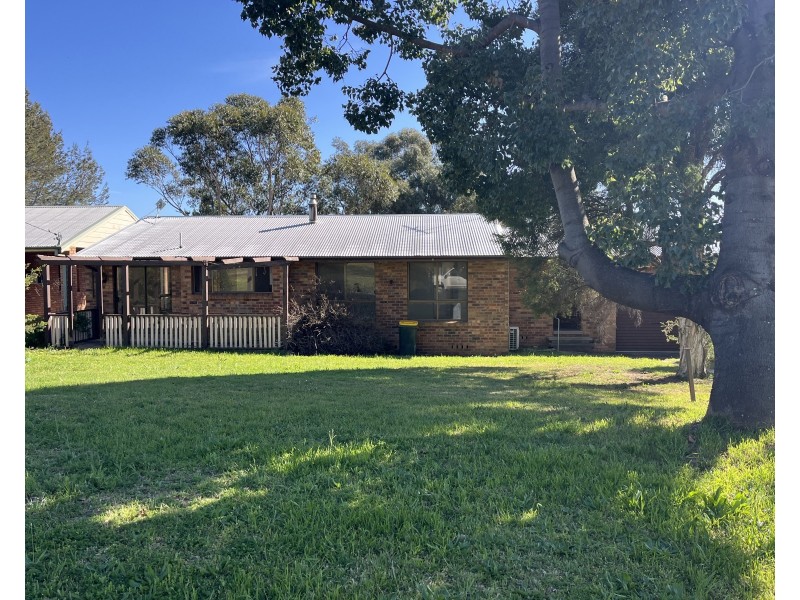 32 WILLIAM STREET, Merriwa NSW 2329