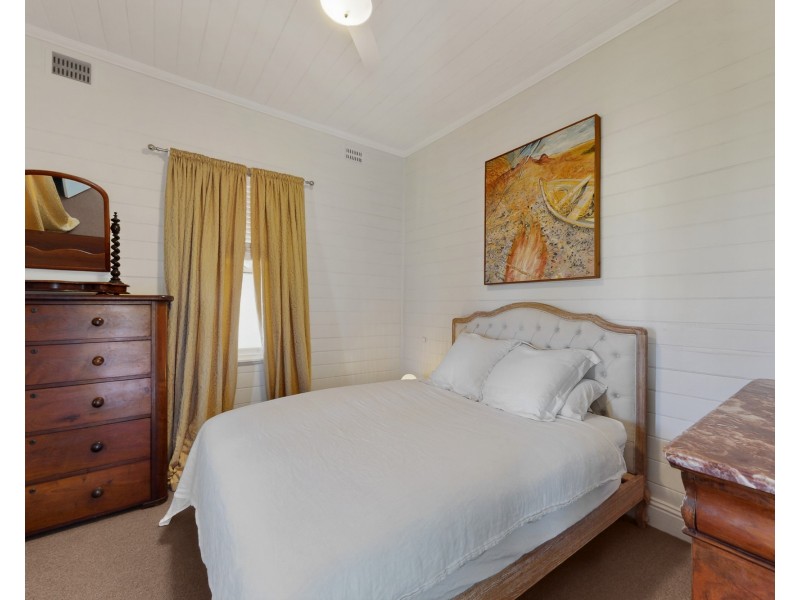14 MACARTNEY STREET, Merriwa NSW 2329