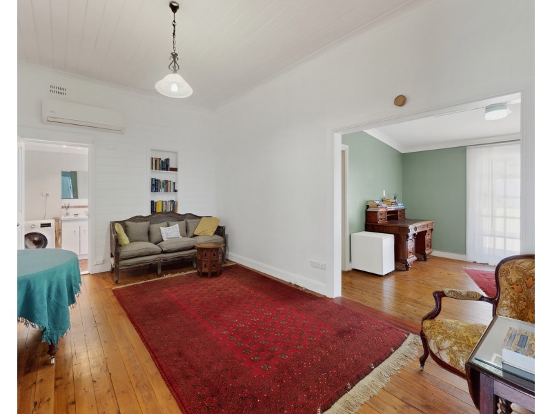 14 MACARTNEY STREET, Merriwa NSW 2329