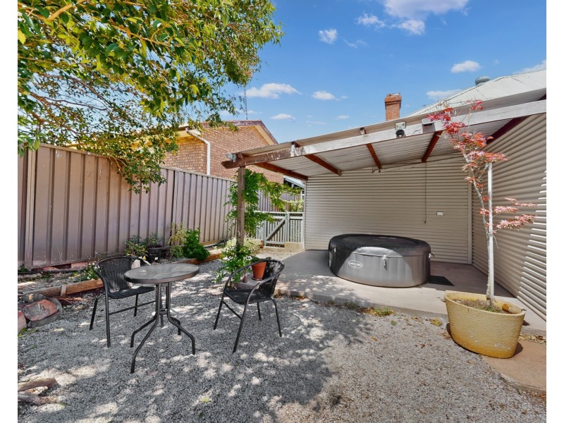 14 MACARTNEY STREET, Merriwa NSW 2329