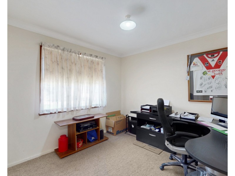 15 MACKENZIE STREET, Merriwa NSW 2329