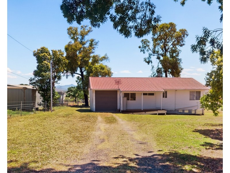 40 HALL ROAD, Merriwa NSW 2329
