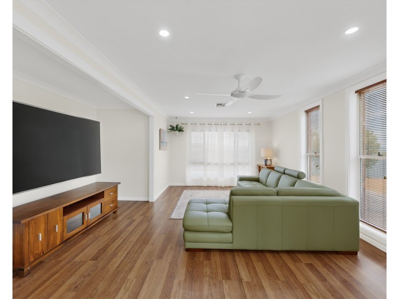 82 BOW STREET, Merriwa NSW 2329