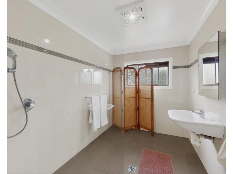 82 BOW STREET, Merriwa NSW 2329