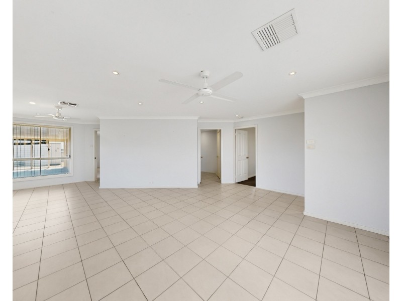 12 Collins Street, Merriwa NSW 2329
