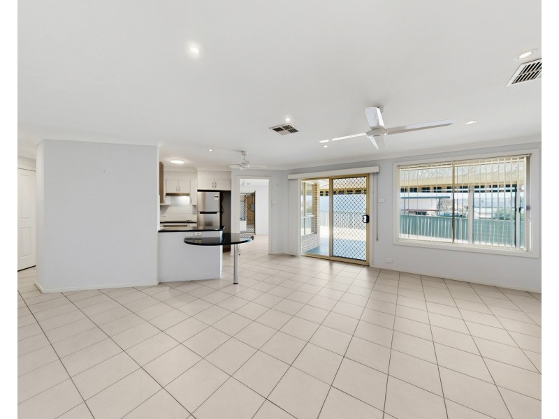 12 Collins Street, Merriwa NSW 2329