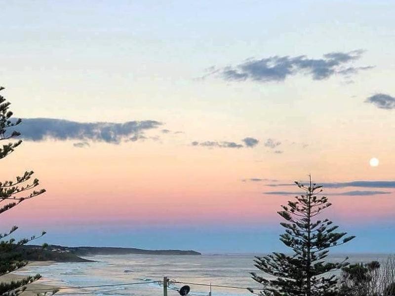 20 Highview Drive, Dolphin Point NSW 2539