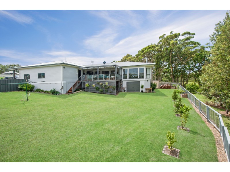 17 Bada Crescent, Burrill Lake NSW 2539