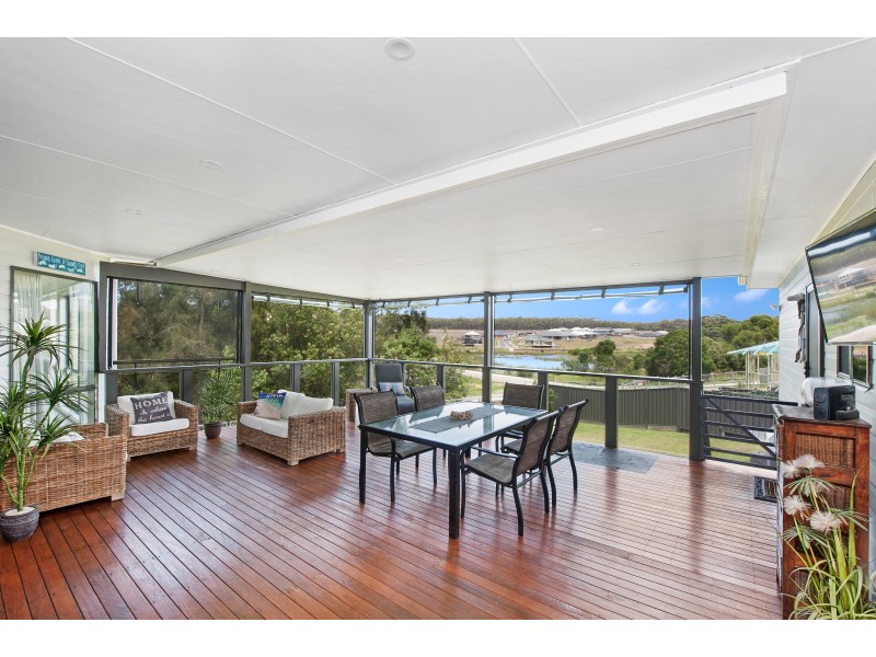 17 Bada Crescent, Burrill Lake NSW 2539