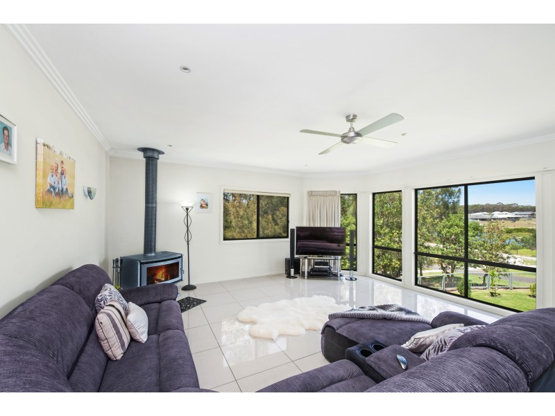 17 Bada Crescent, Burrill Lake NSW 2539
