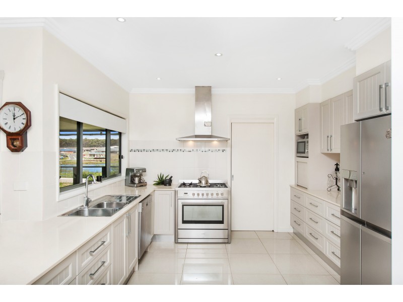 17 Bada Crescent, Burrill Lake NSW 2539