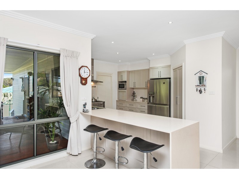 17 Bada Crescent, Burrill Lake NSW 2539