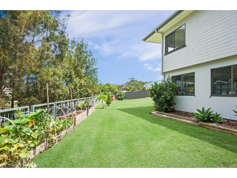 17 Bada Crescent, Burrill Lake NSW 2539