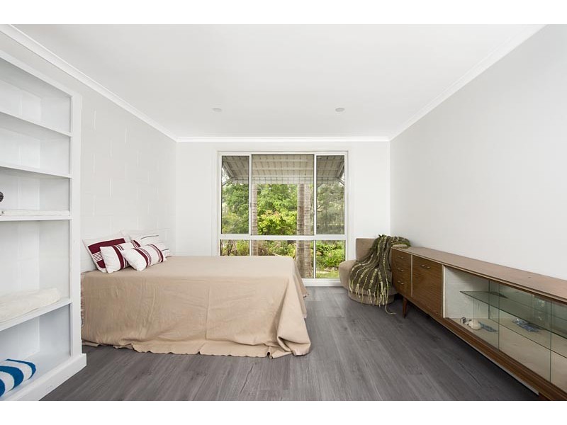 54 Anglers Parade, Fishermans Paradise NSW 2539