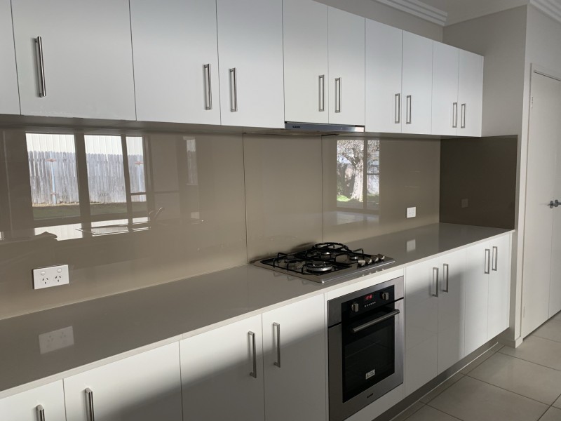 5 GRANDVIEW PARADE, Hill Top NSW 2575