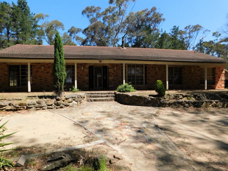 62 PEARCE STREET, Hill Top NSW 2575