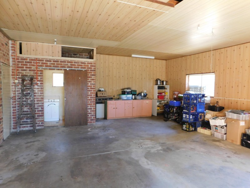 62 PEARCE STREET, Hill Top NSW 2575