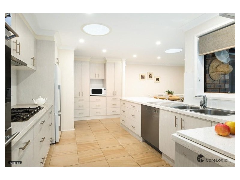 32 BRAESIDE DRIVE, Bowral NSW 2576