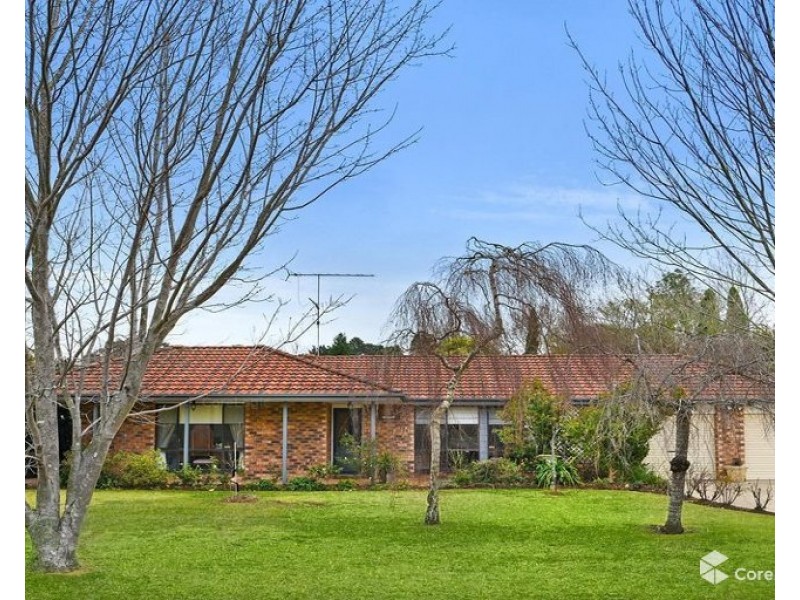 32 BRAESIDE DRIVE, Bowral NSW 2576