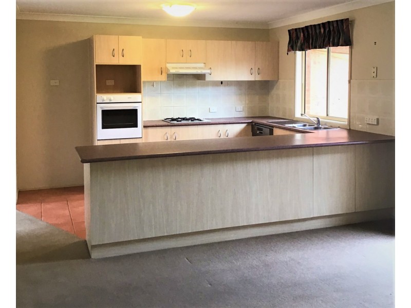 34 LAVIS ROAD, Bowral NSW 2576