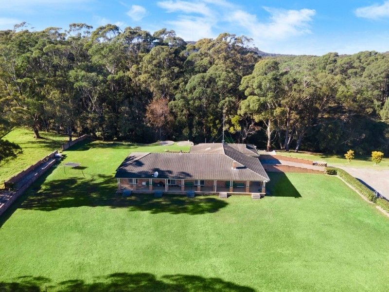 1750 JAMBEROO MOUNTAIN ROAD, Robertson NSW 2577
