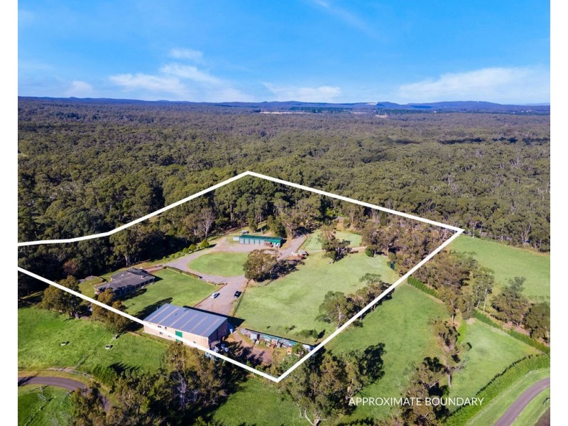 1750 JAMBEROO MOUNTAIN ROAD, Robertson NSW 2577